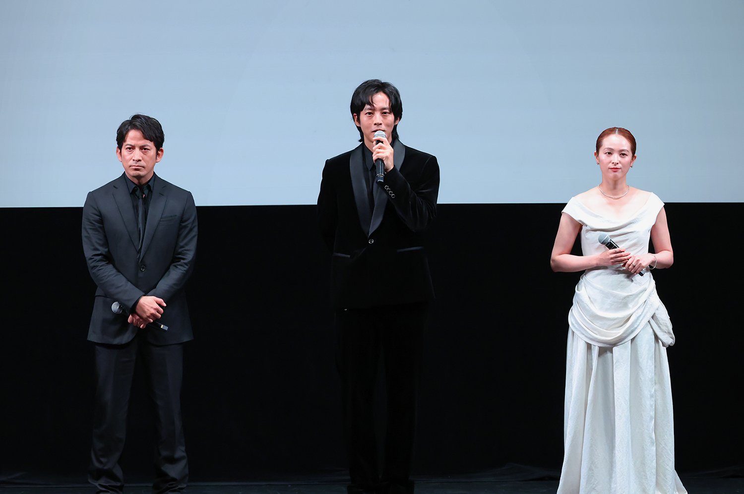 Sukiyaki Greetings from the Stage: Okada Junichi(Actor), Matsuzaka Tori(Actor), Seino Nana(Actor), Zeze Takahisa(Director)