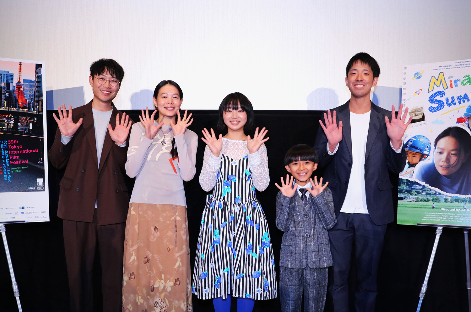 ミラクルサマー 舞台挨拶：Q&A：サイ・ユウリン（監督）、浪瀬聡太（プロデューサー）、山本奈衣瑠（俳優）、谷岡真緒（俳優）、上山就輝（俳優）